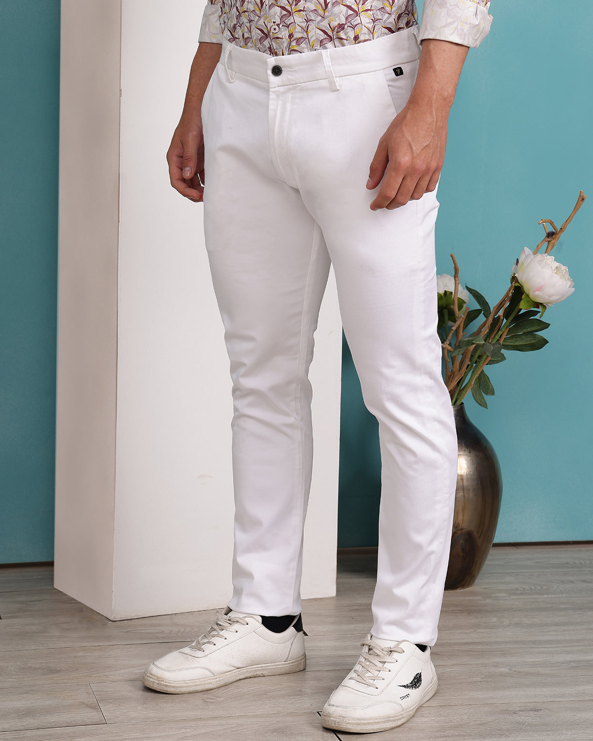 Supreme White Trousers